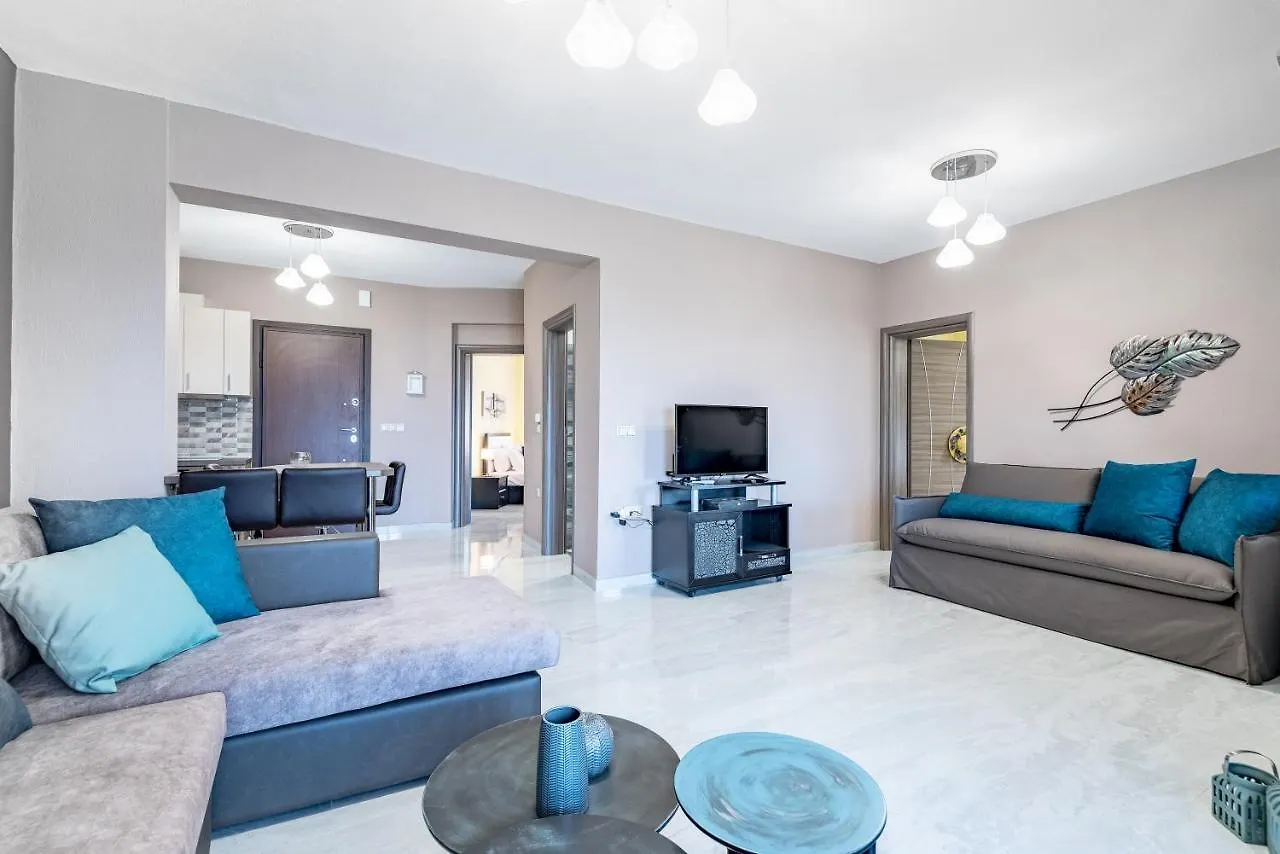 Athina Luxury Apartments Agios Nikolaos  Ferienhaus